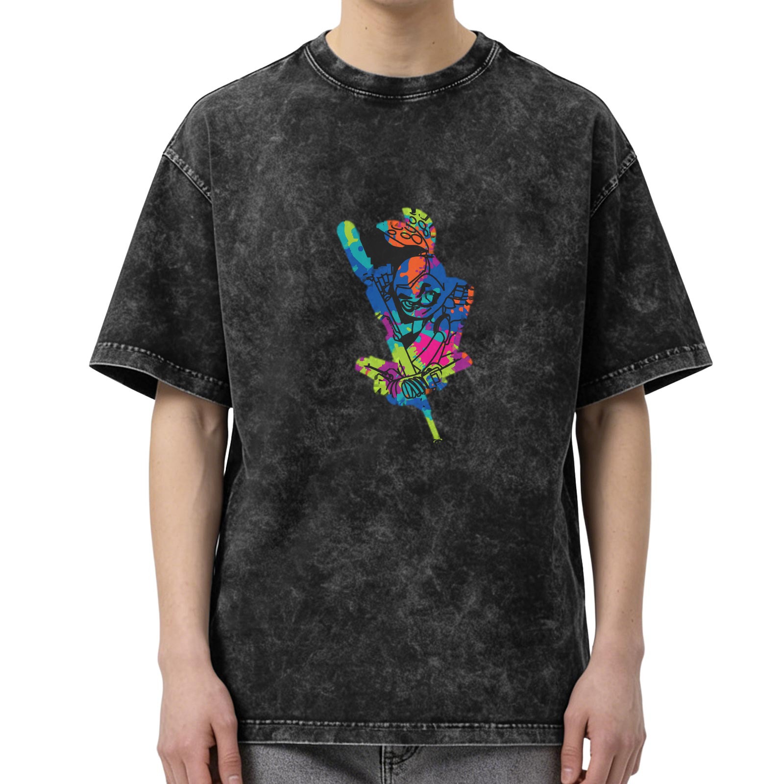Distressed black loose short-sleeved T-shirt, cartoon graffiti style print, casual round neck top