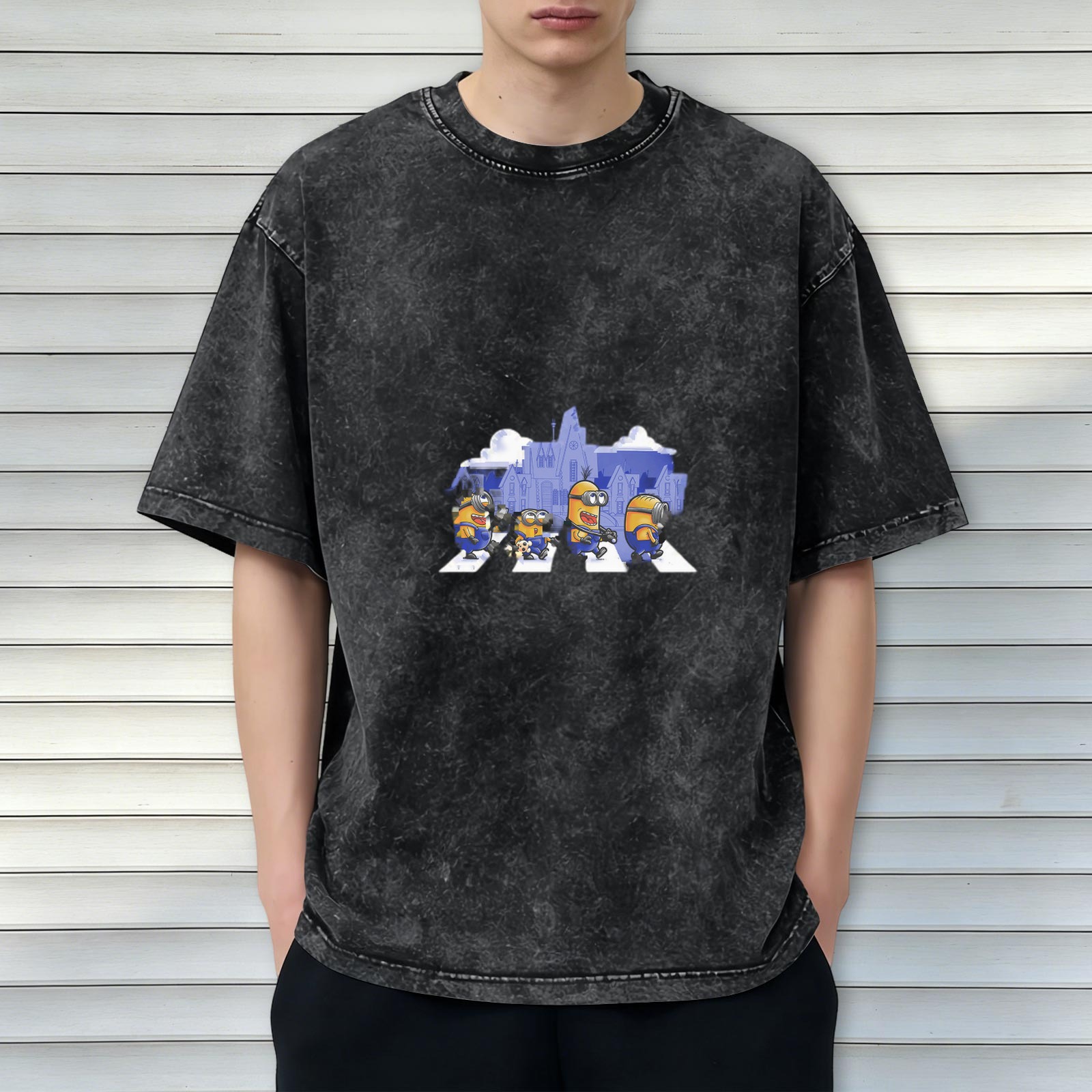 Distressed black short-sleeved T-shirt Minions Abbey Road themed print loose style