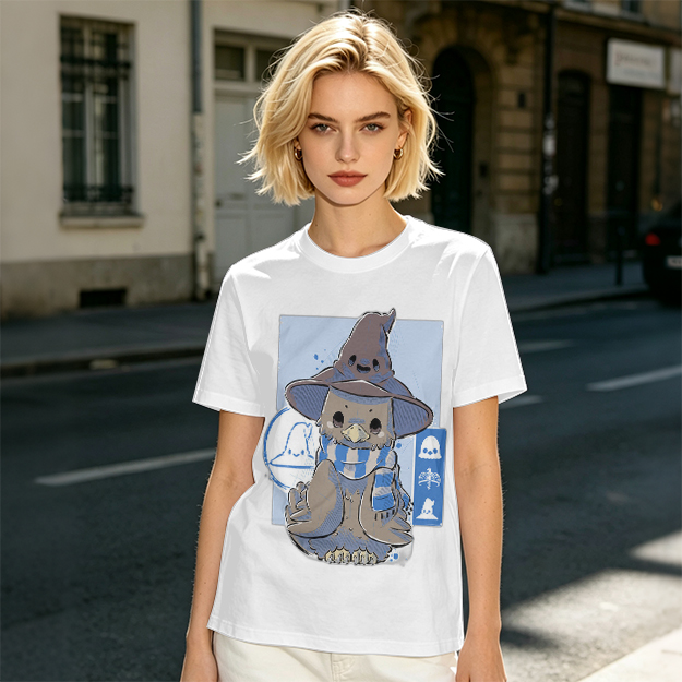 Owl in wizard hat and striped scarf graphic tee