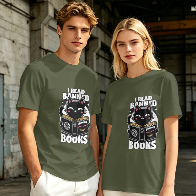 I Read Banned Books Black Cat Graphic T-Shirt