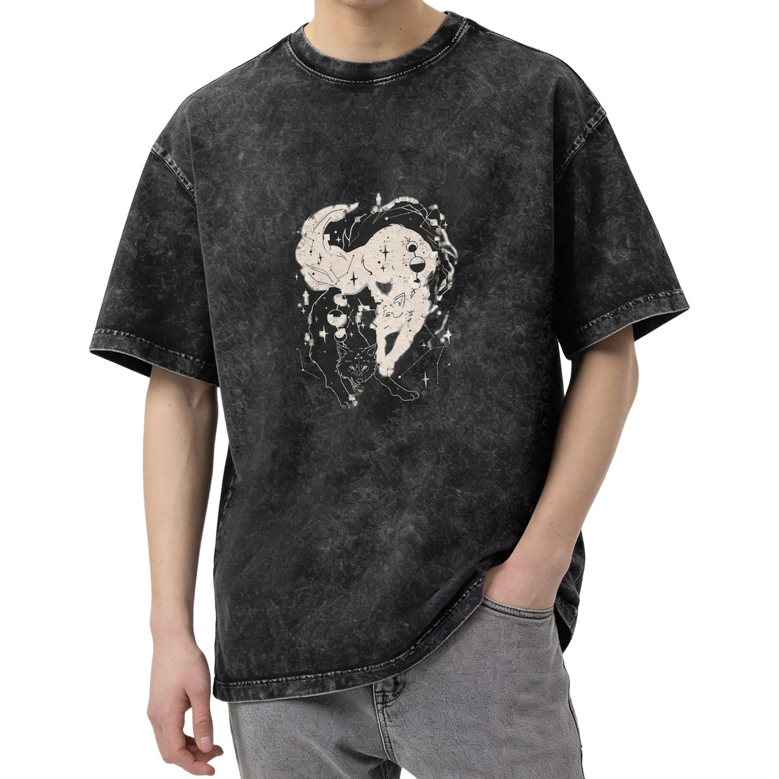 Distressed black loose short-sleeved T-shirt with starry sky nine-tailed fox pattern