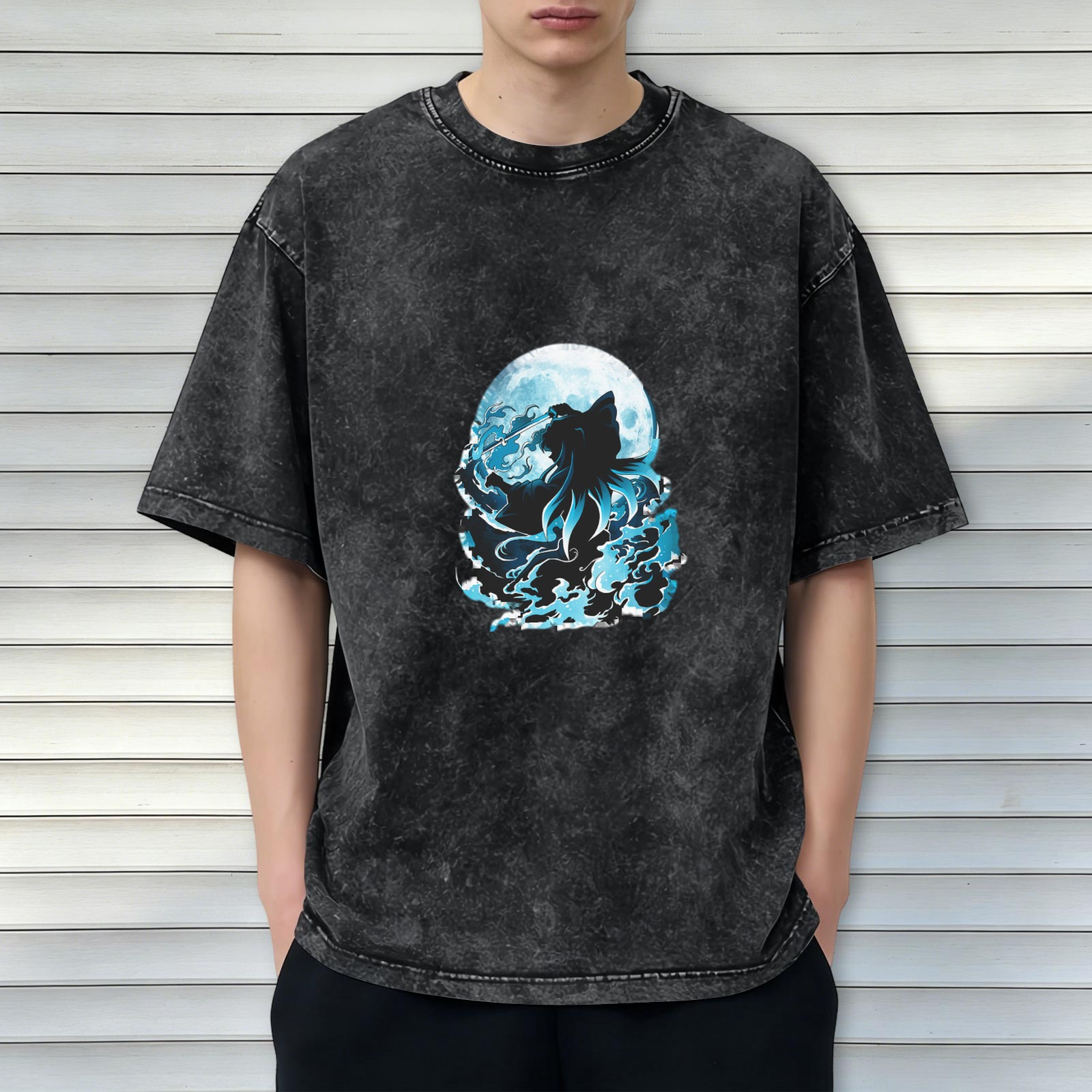 Oversized Acid Wash T-Shirt With Moon Wolf Silhouette Graphic