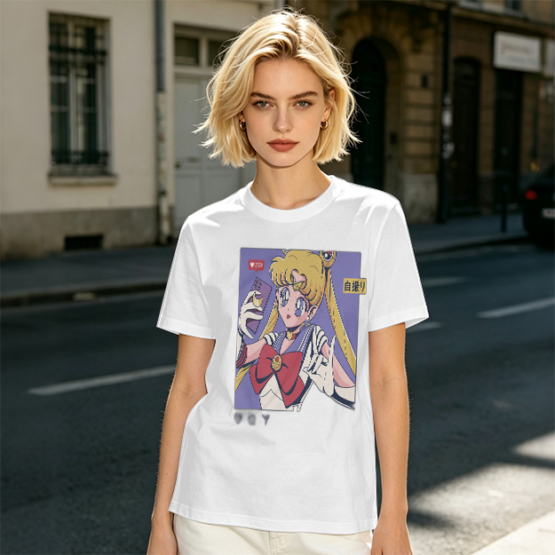 Olive T-shirt with Sailor Moon Selfie Anime Print