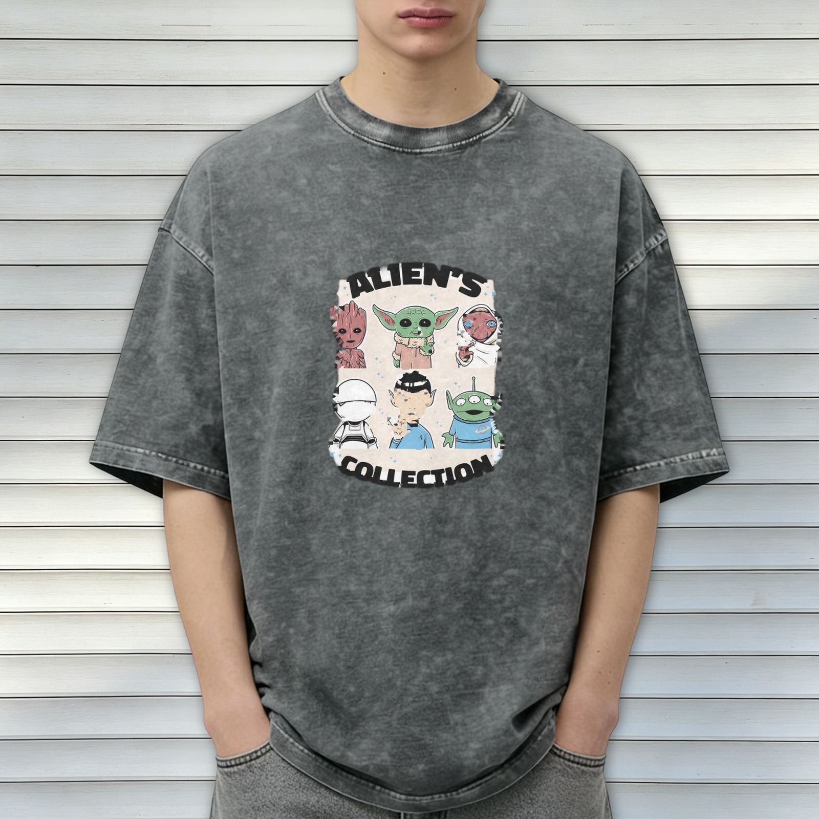 Washed Black T-Shirt with Alien's Collection Graphic Print