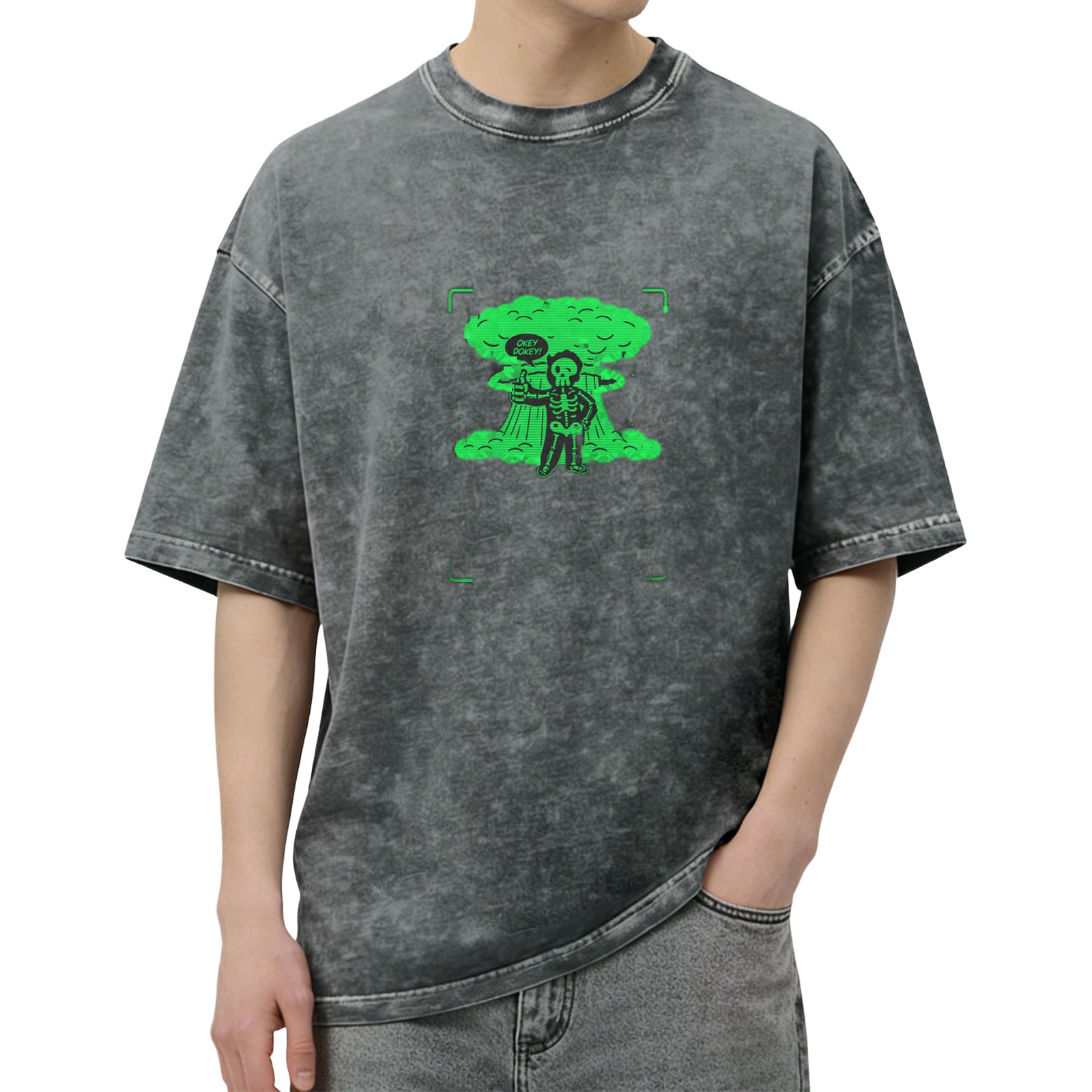 Distressed black nuclear explosion skull middle finger funny printed short-sleeved T-shirt