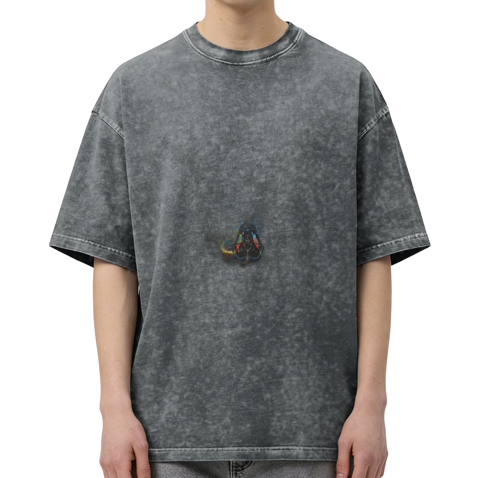 Distressed washed black loose short-sleeved T-shirt with small colorful graphic design on the chest casual round neck top