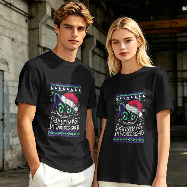 Christmas In Wonderland Cheshire Cat Santa Hat Graphic T-Shirt