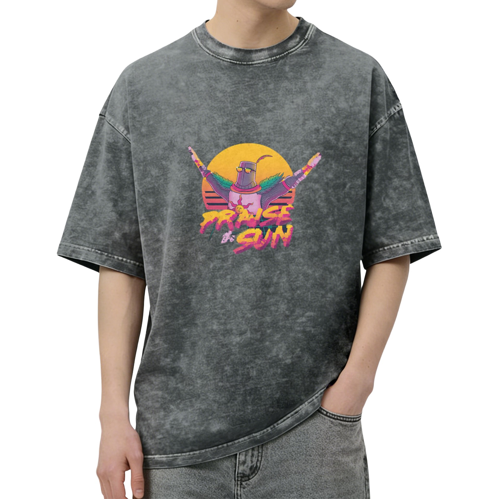 Distressed black short-sleeved T-shirt Retro style compliments Sun Rider printed top