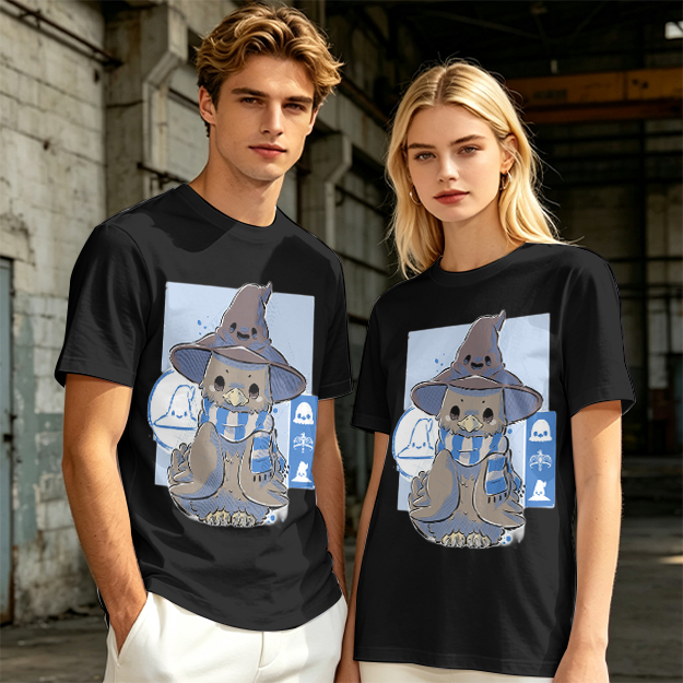 Owl in wizard hat and striped scarf graphic tee