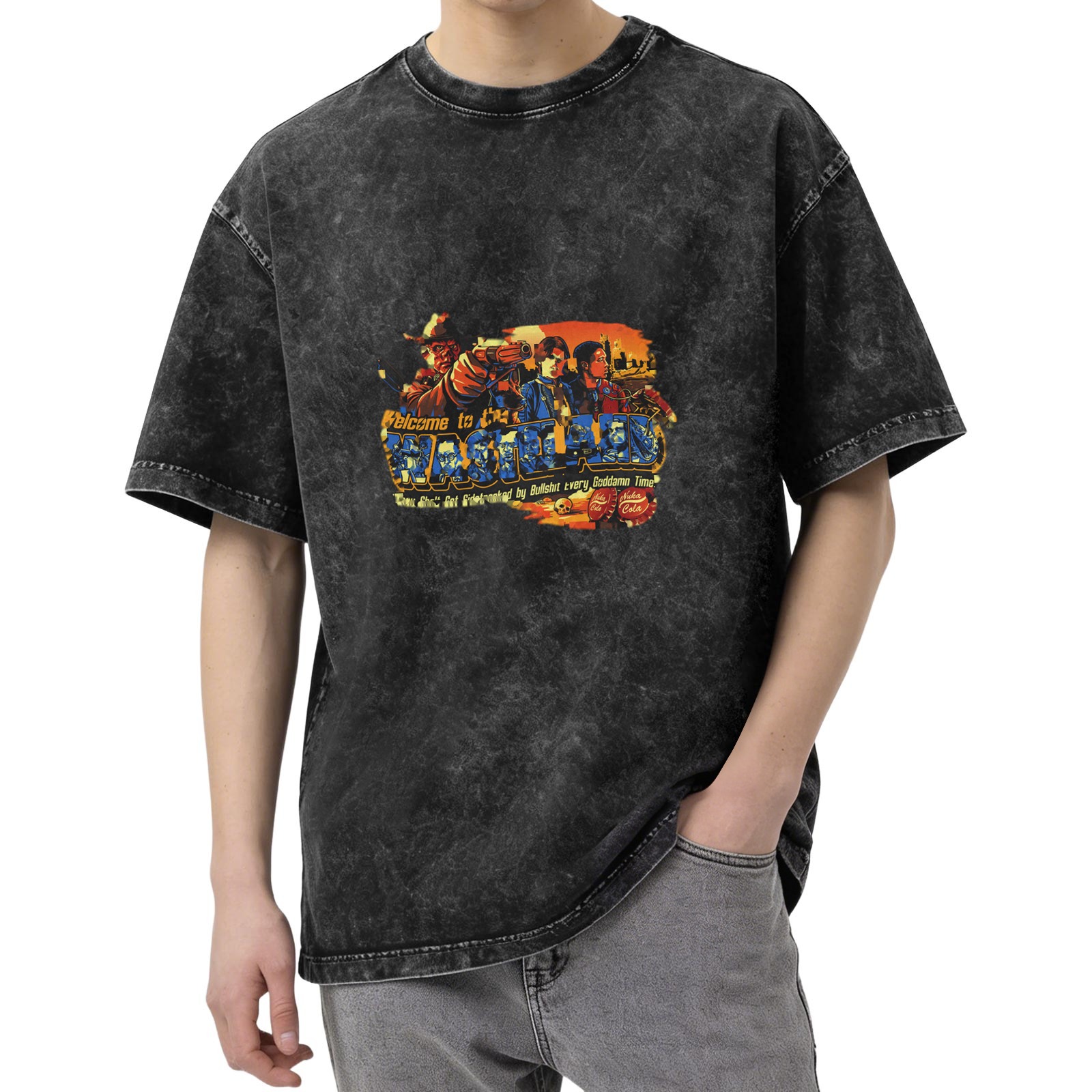 Distressed washed black western wasteland themed printed short-sleeved T-shirt
