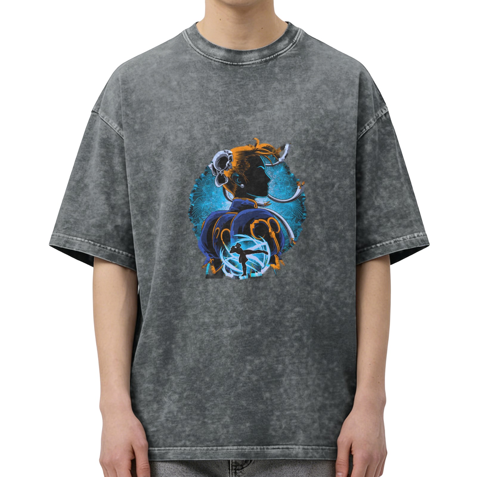 Oversized Dark Wash T-Shirt With Chun-Li Street Fighter Graphic