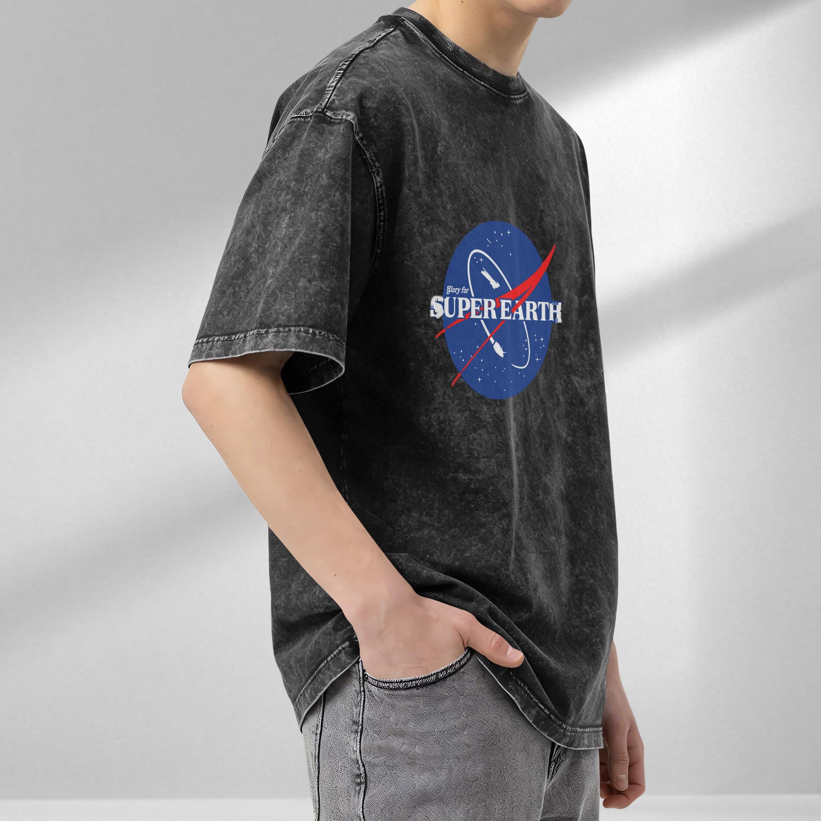 Oversized Stone Wash T-shirt with 'Glory for Super Earth' NASA-style Graphic Print