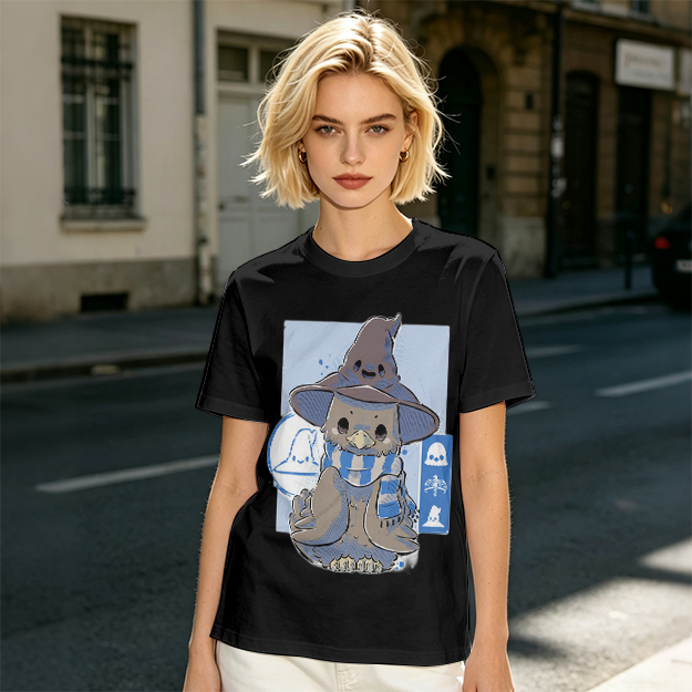Owl in wizard hat and striped scarf graphic tee