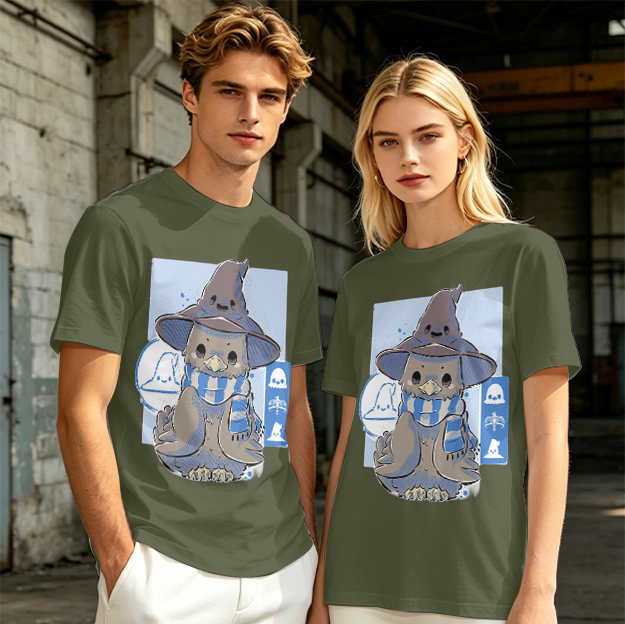 Owl in wizard hat and striped scarf graphic tee