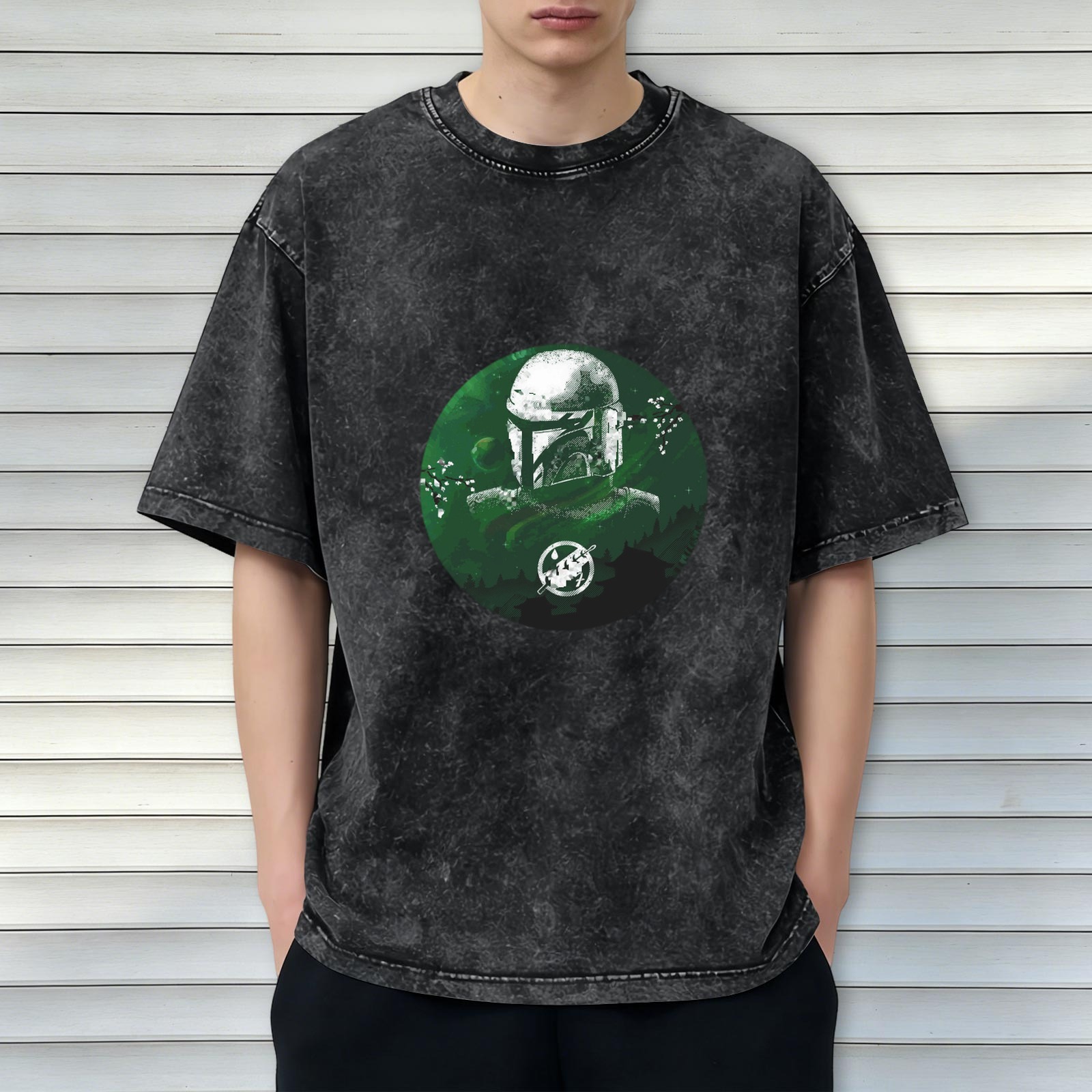 Distressed black short-sleeved T-shirt with Mandalorian theme print, loose style