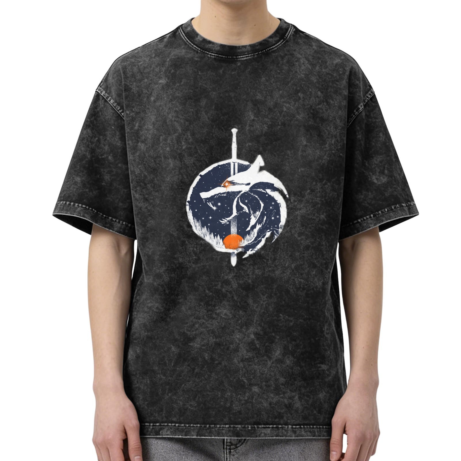 Distressed washed black round neck short-sleeved T-shirt Wizard themed wolf and sword printed loose top