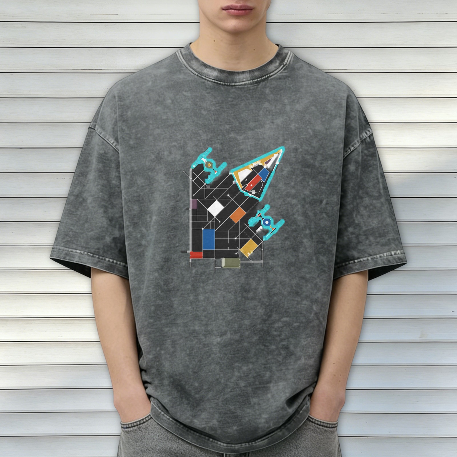 Oversized Acid Wash T-Shirt with Abstract Geometric Space Ship Graphic