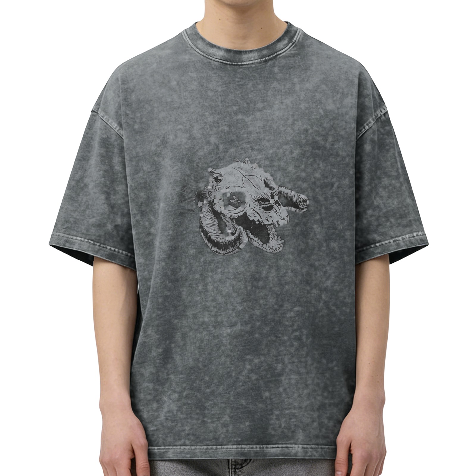 Oversized Acid Wash T-Shirt with Ram Skull Graphic Print