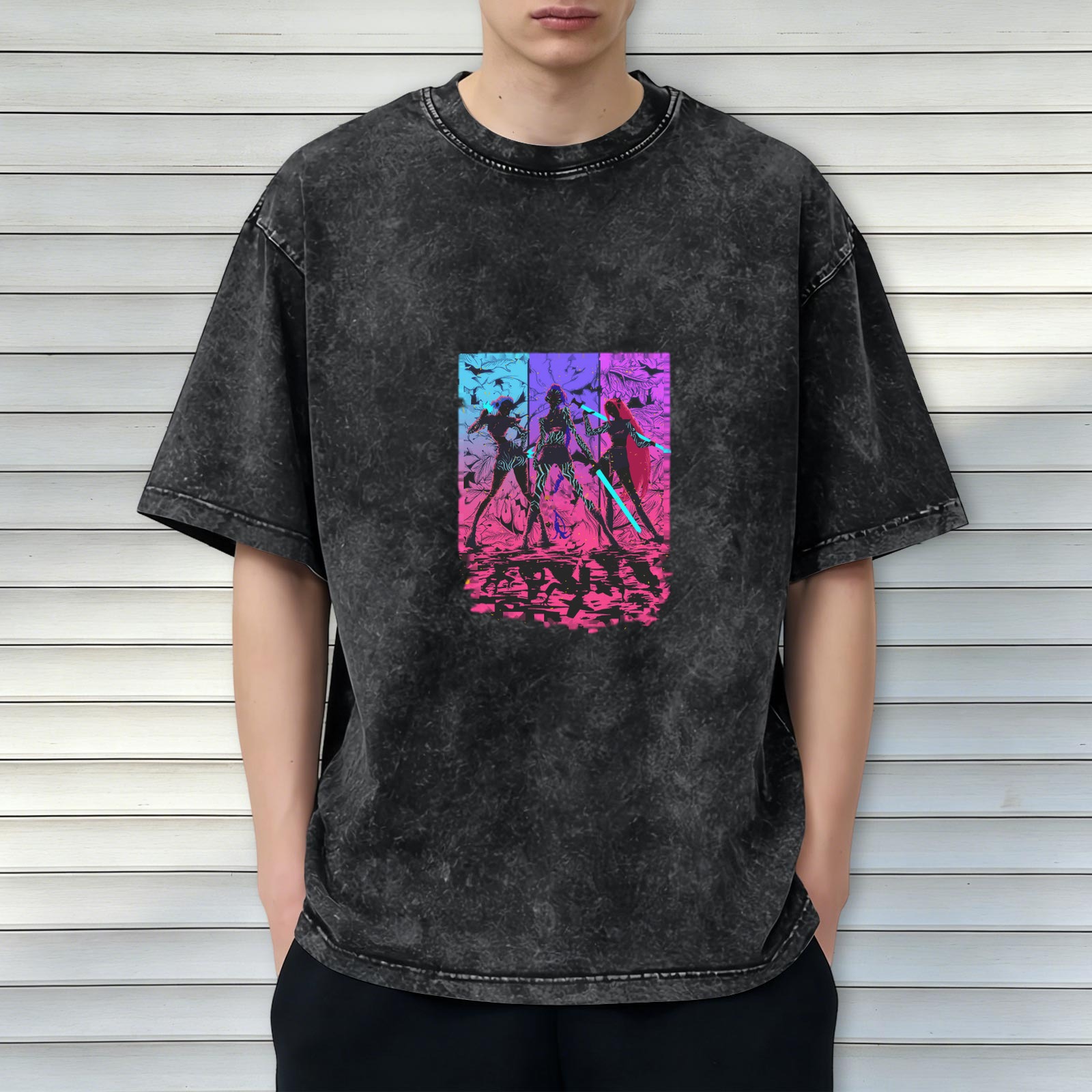Distressed washed black cyber style anime character printed short-sleeved T-shirt