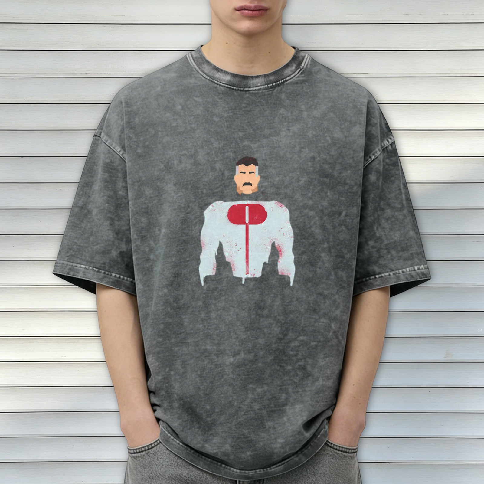 Retro washed black loose short-sleeved T-shirt printed with the minimalist pattern of the character Omni-Man