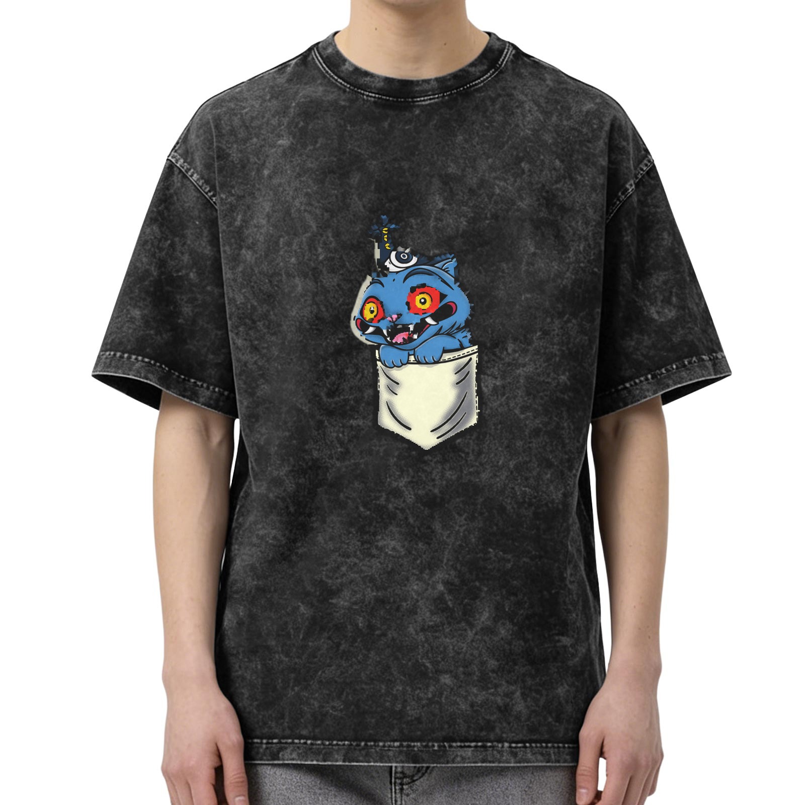 Oversized Acid Wash T-Shirt With Creepy Blue Cat Pocket Print