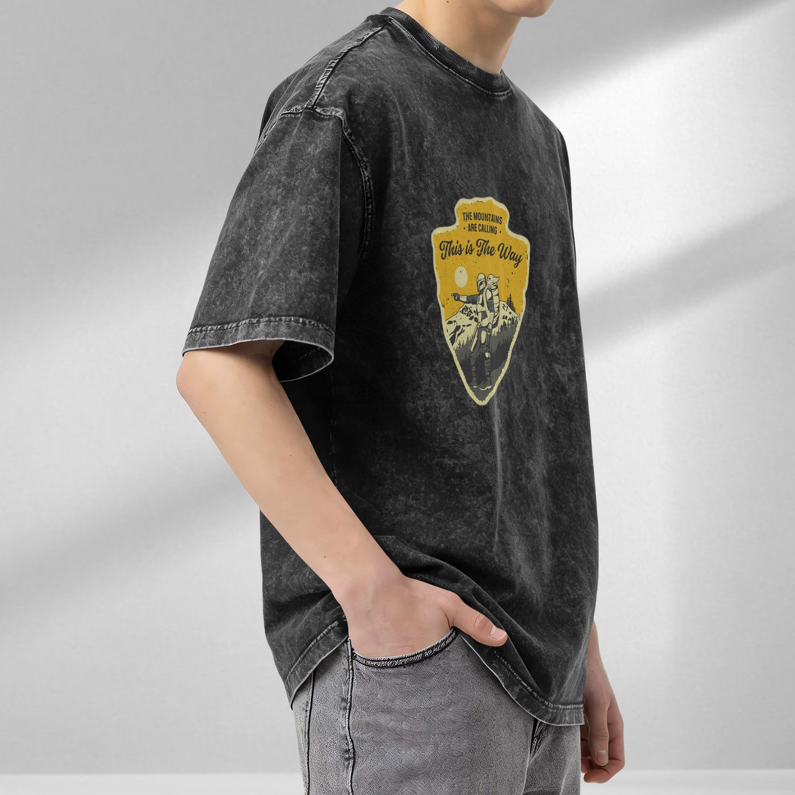 Distressed washed black short-sleeved T-shirt Mandalorian themed outdoor mountaineering print Loose round neck top