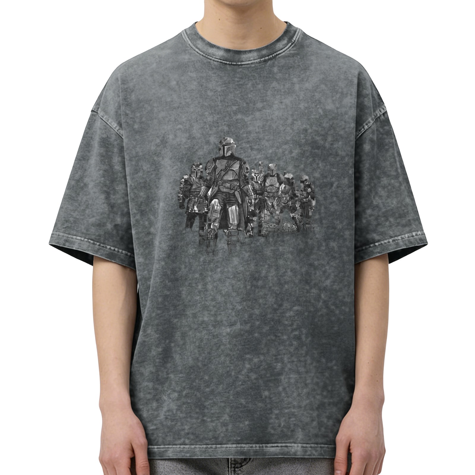 Distressed black Mandalorian themed printed short-sleeved T-shirt